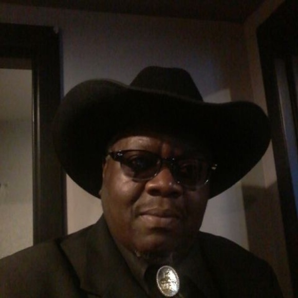 Meet your Posher, David - Picture 1 of 1